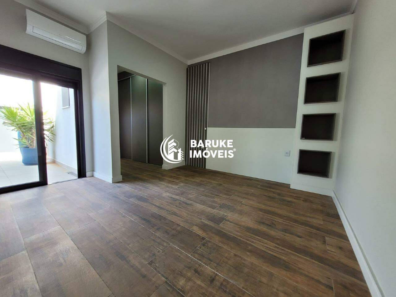 Casa de condomínio para aluguel no bairro JARDIM PIEMONTEIndaiatuba: 
