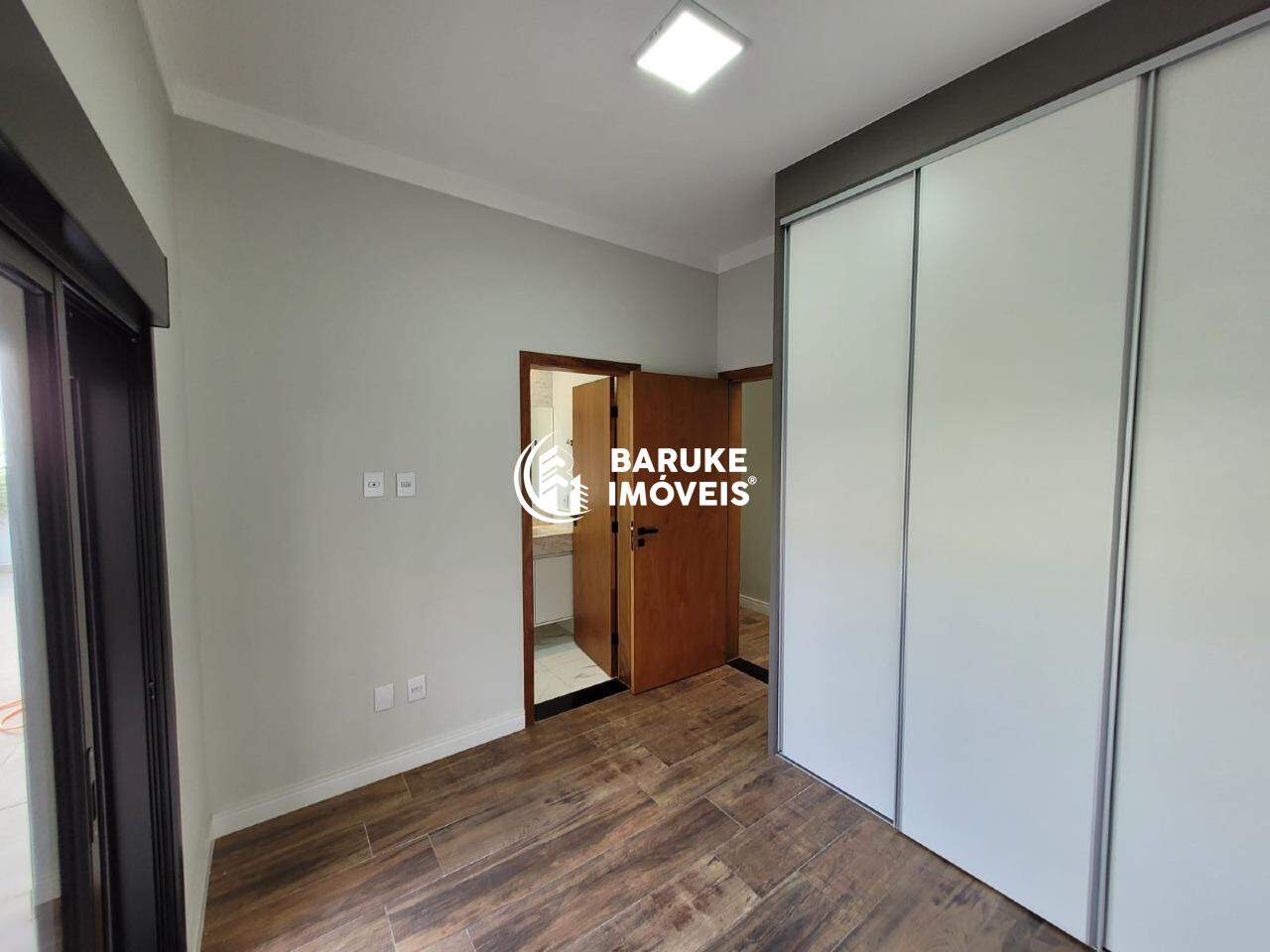 Casa de condomínio para aluguel no bairro JARDIM PIEMONTEIndaiatuba: 