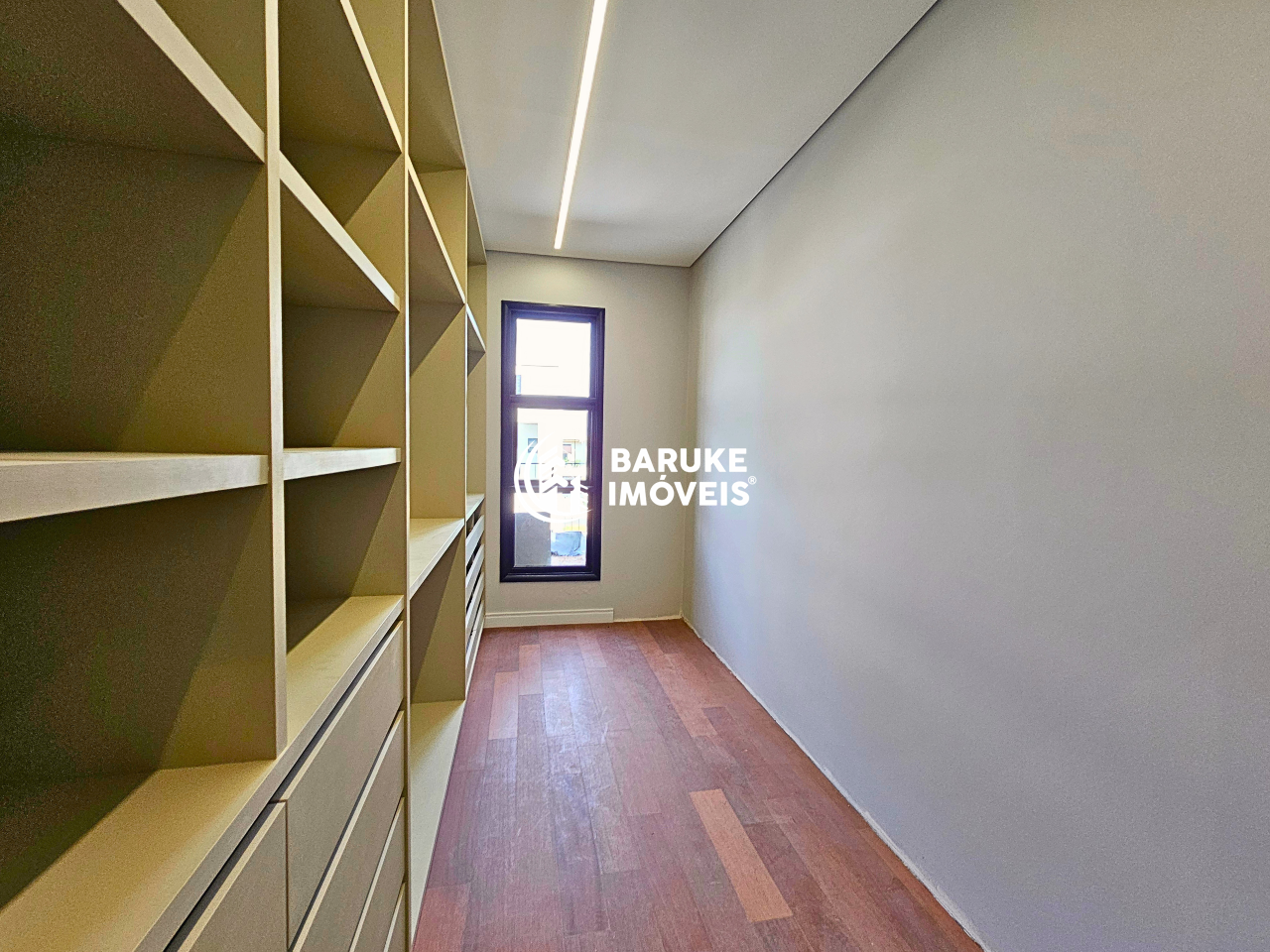 Casa de condomínio à venda no bairro Jardim Villa SapezalIndaiatuba: 