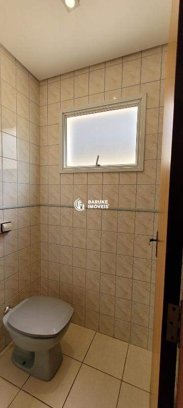 Casa de condomínio para aluguel no bairro JARDIM PORTAL DOS IPÊSIndaiatuba: 