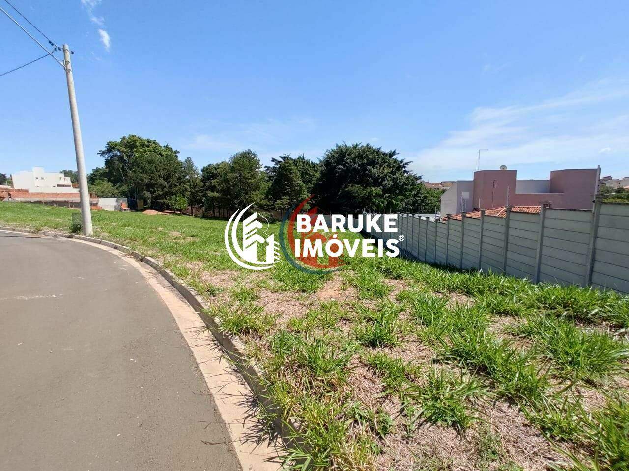 Terreno à venda no bairro JARDINS DI ROMAIndaiatuba: Foto 01