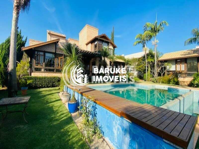 Casa de condomínio à venda no bairro JARDIM VILA PARADISOIndaiatuba: Fachada posterior