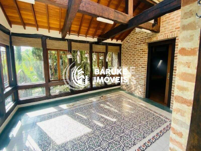Casa de condomínio à venda no bairro JARDIM VILA PARADISOIndaiatuba: Sala de estar