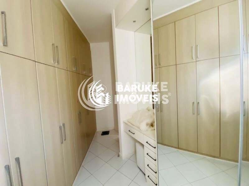 Casa de condomínio à venda no bairro ALTOS DA BELA VISTAIndaiatuba: CLOSET SUITE MASTER