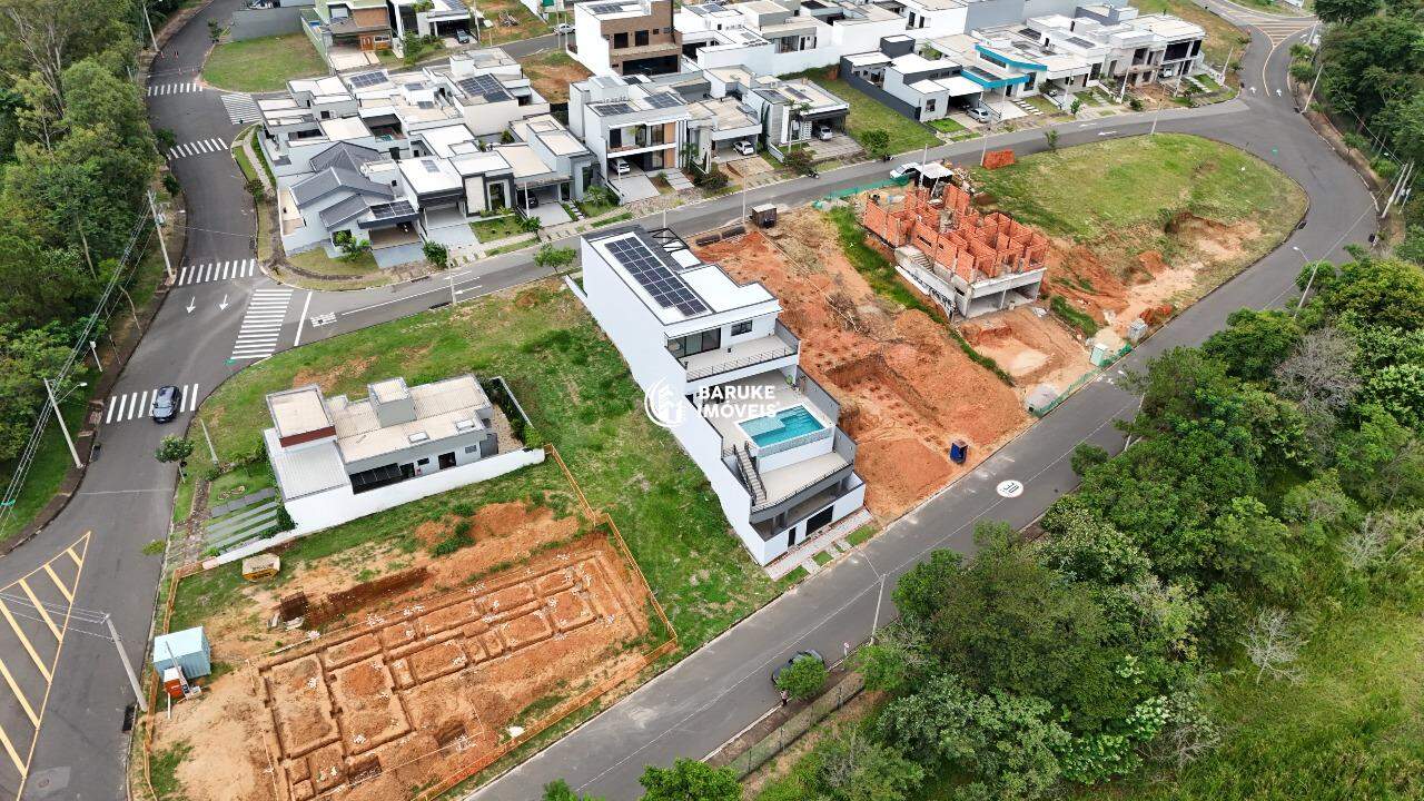 Terreno à venda no bairro JARDIM LAGUNAIndaiatuba: 