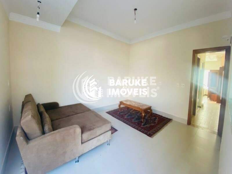 Casa de condomínio à venda no bairro JARDIM PORTAL DOS IPÊSIndaiatuba: SALA DE ESTAR