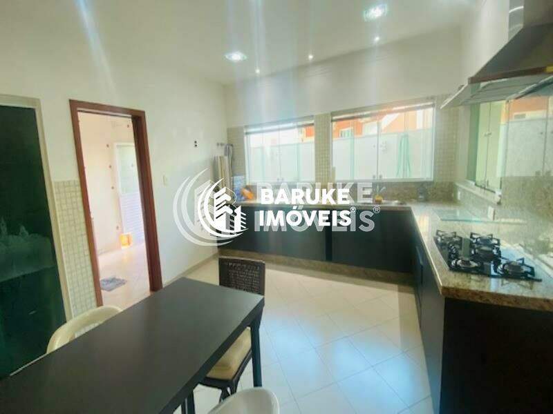 Casa de condomínio à venda no bairro JARDIM PORTAL DOS IPÊSIndaiatuba: COZINHA