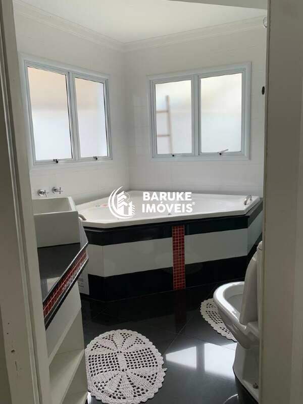 Casa de condomínio à venda no bairro JARDIM DOS LAGOSIndaiatuba: 