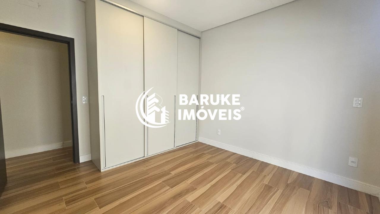 Casa de condomínio à venda no bairro Jardins do GolfeIndaiatuba: 