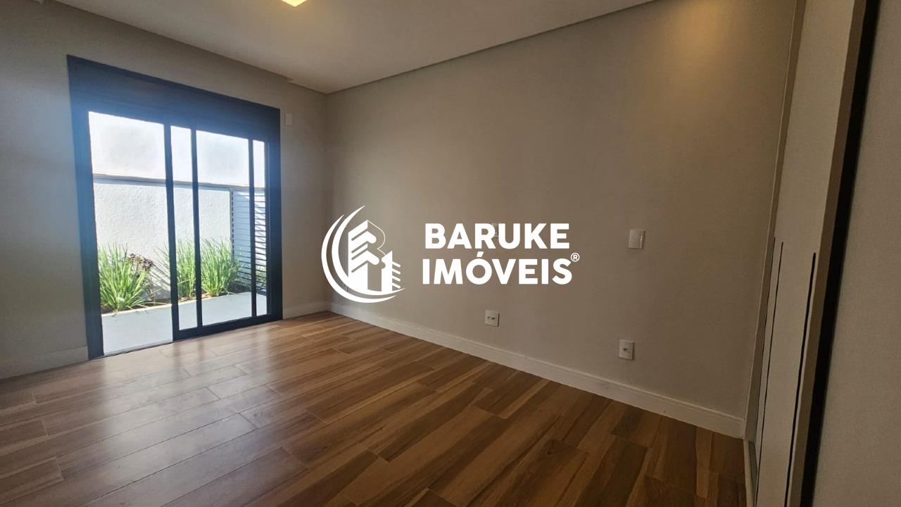 Casa de condomínio à venda no bairro Jardins do GolfeIndaiatuba: 