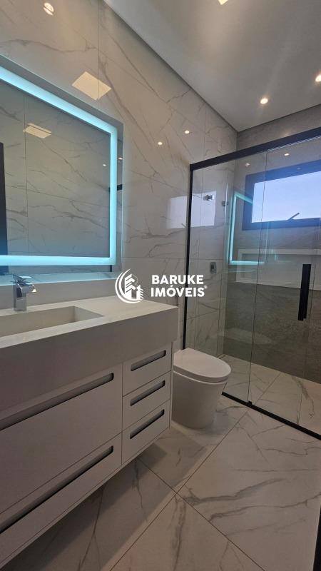 Casa de condomínio à venda no bairro Jardins do GolfeIndaiatuba: 