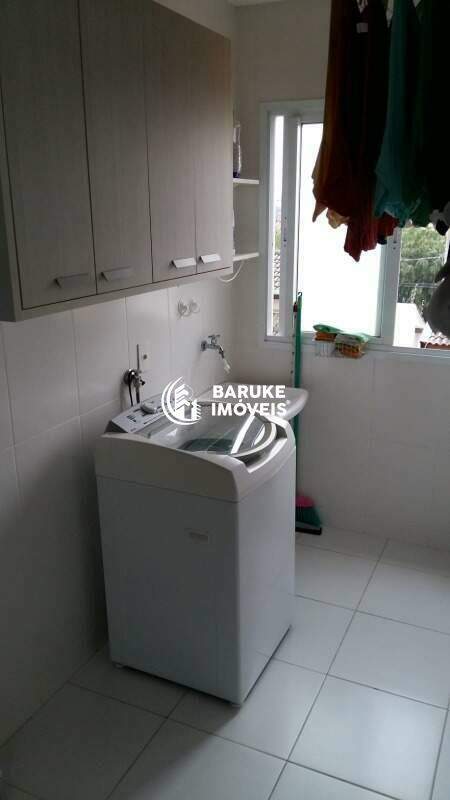 Apartamento à venda no bairro PARQUE SÃO LOURENÇOIndaiatuba: Lavanderia