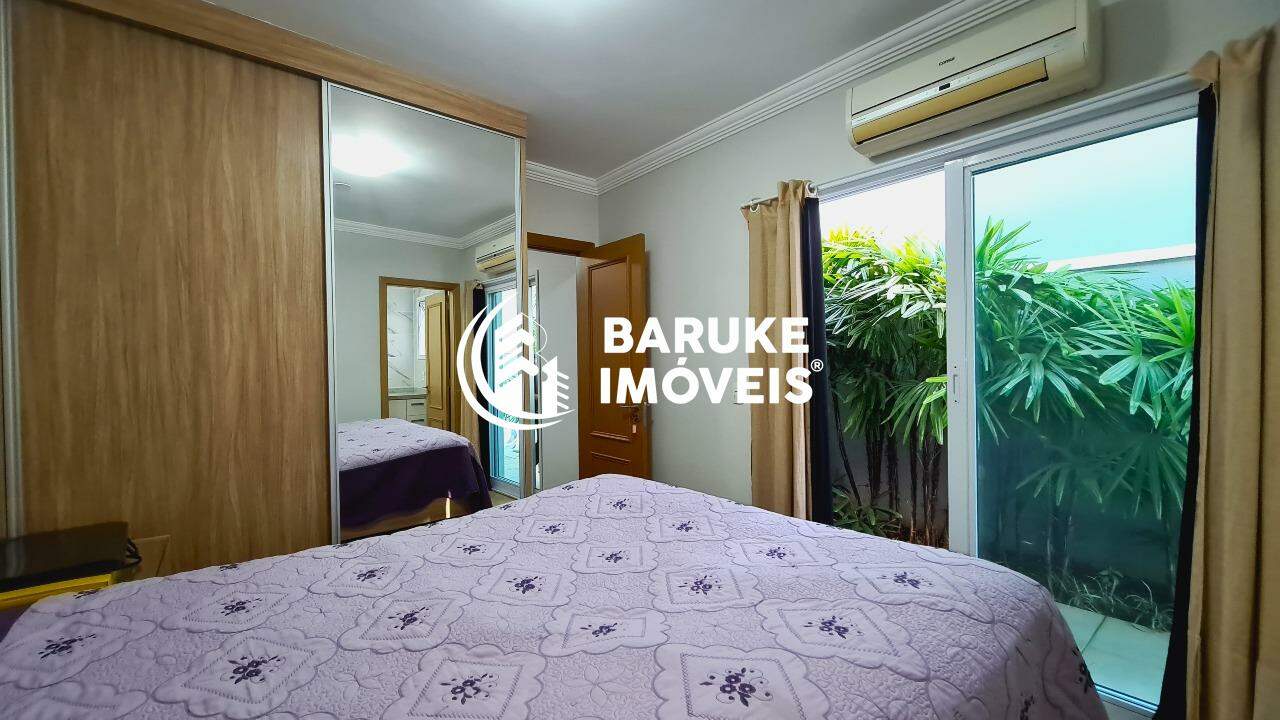 Casa de condomínio à venda no bairro JARDIM RESIDENCIAL SANTA CLARAIndaiatuba: 