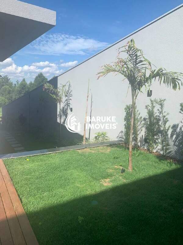Casa de condomínio à venda no bairro Parque Villa dos PinheirosIndaiatuba: 
