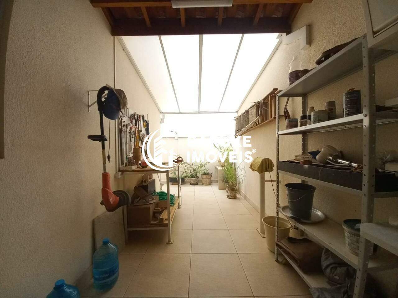 Casa à venda no bairro JARDIM RESIDENCIAL VENEZAIndaiatuba: Lavanderia 