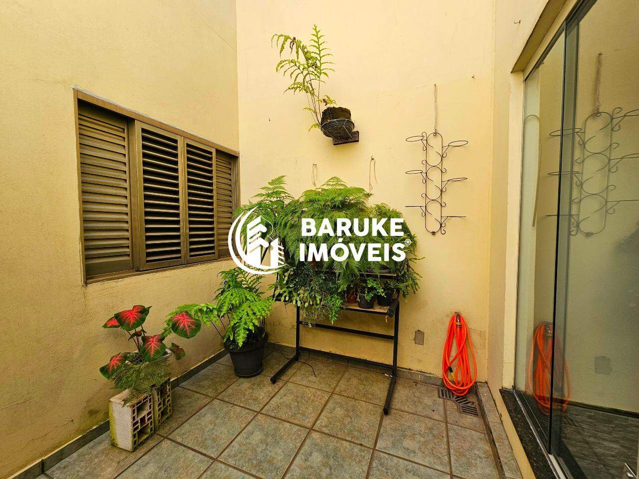 Casa à venda no bairro JARDIM REGENTEIndaiatuba: 