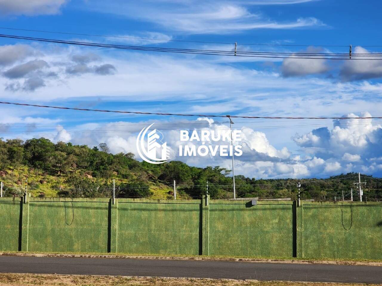 Terreno à venda no bairro Jardins do GolfeIndaiatuba: 