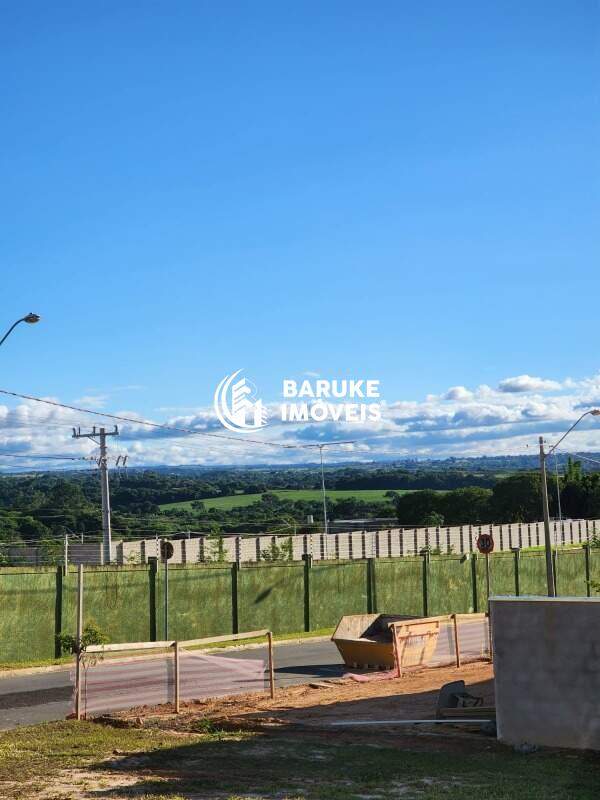 Terreno à venda no bairro Jardins do GolfeIndaiatuba: 