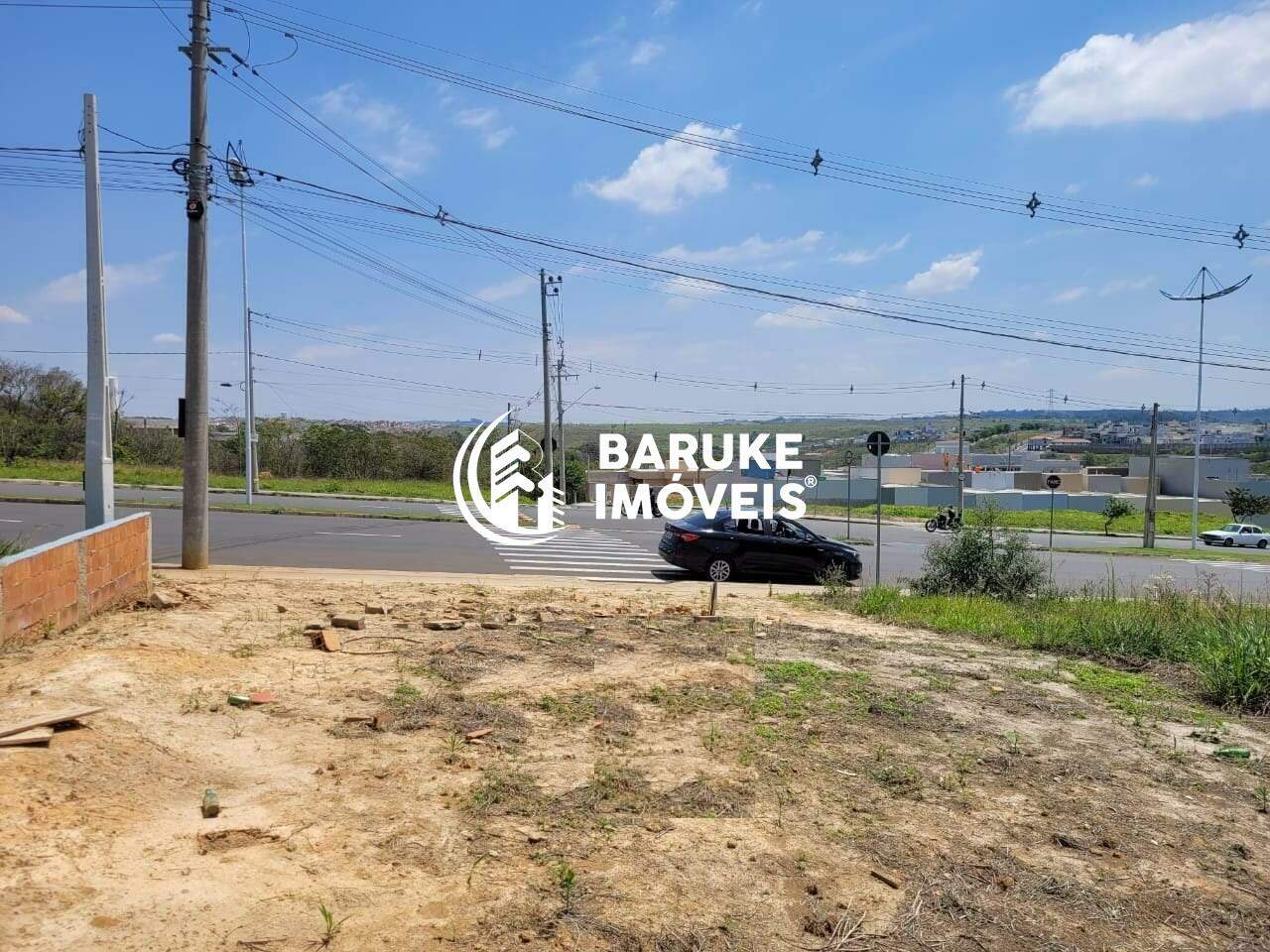 Terreno à venda no bairro JARDIM RESIDENCIAL VENEZAIndaiatuba: 