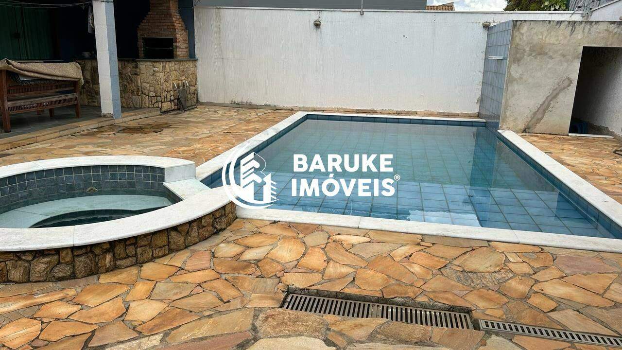 Casa à venda no bairro VILA AVAÍIndaiatuba: 