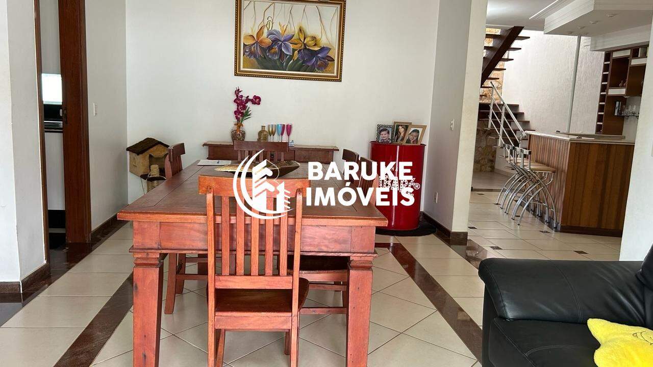 Casa à venda no bairro VILA AVAÍIndaiatuba: 