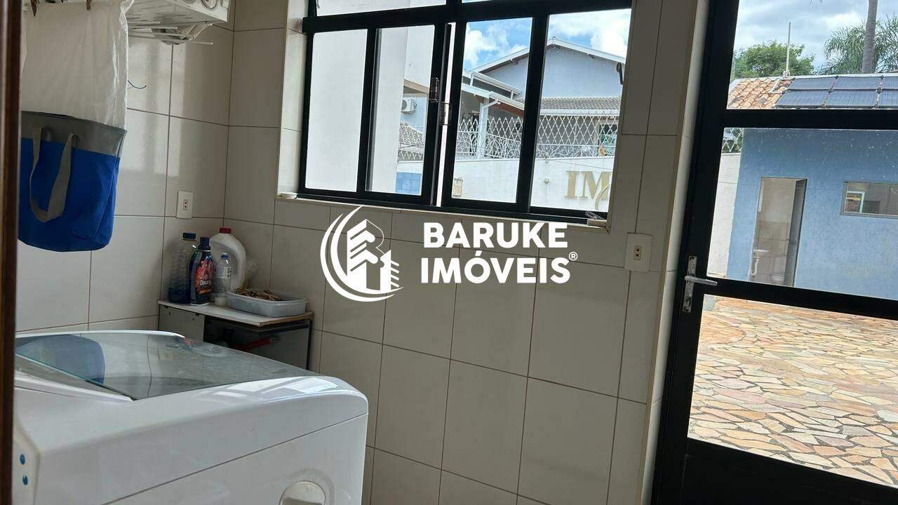 Casa à venda no bairro VILA AVAÍIndaiatuba: 