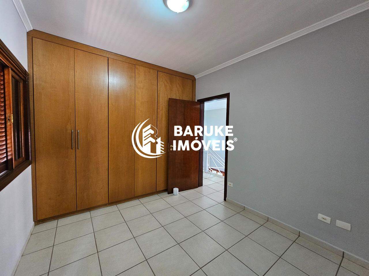 Casa à venda no bairro VILA AVAÍIndaiatuba: 