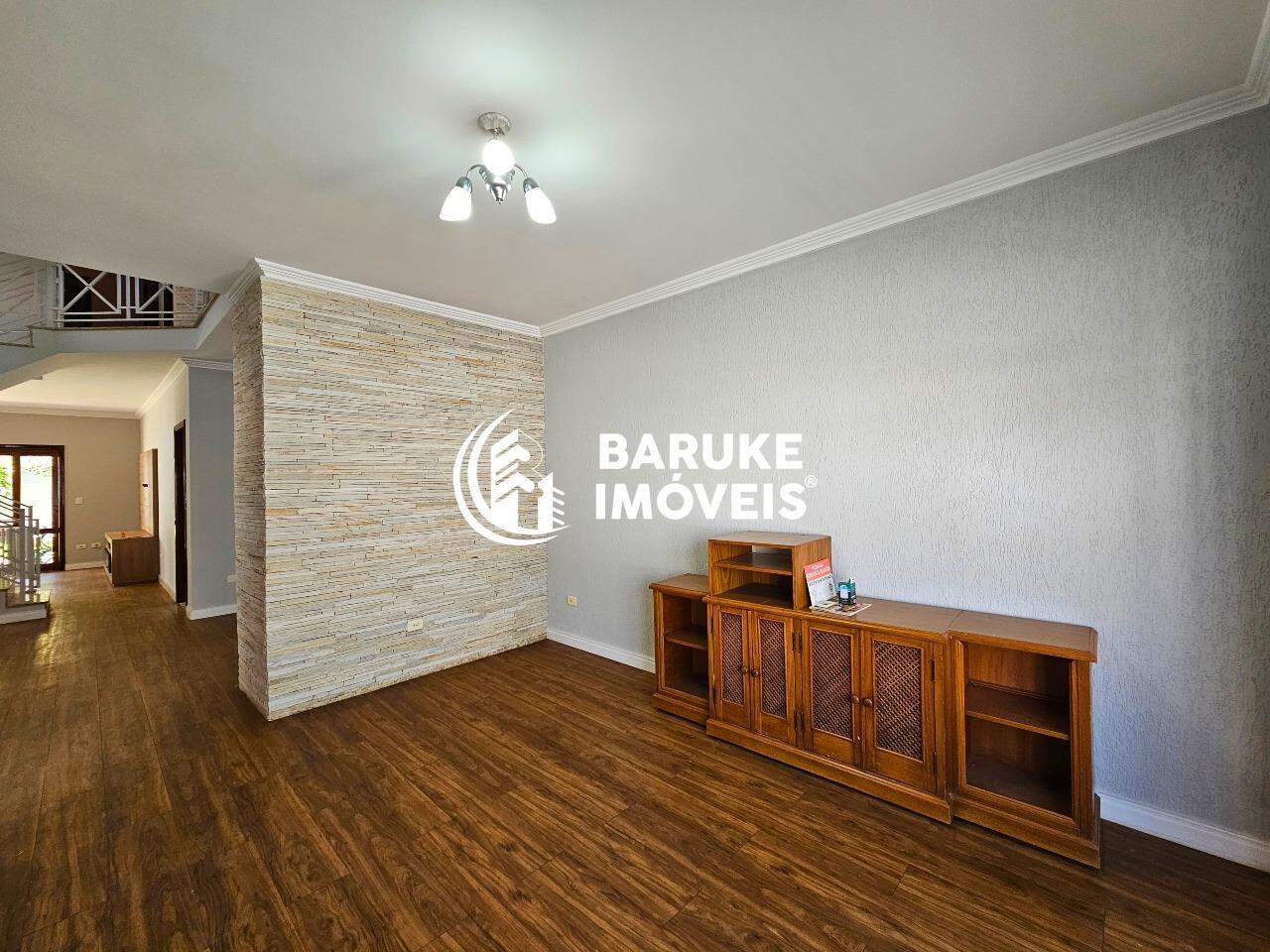 Casa à venda no bairro VILA AVAÍIndaiatuba: 