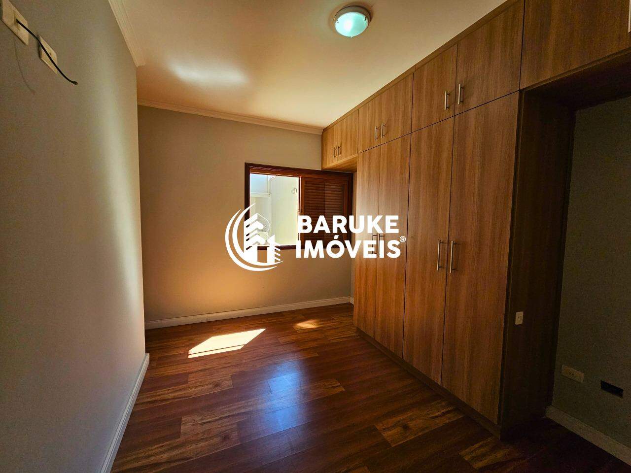Casa à venda no bairro VILA AVAÍIndaiatuba: 