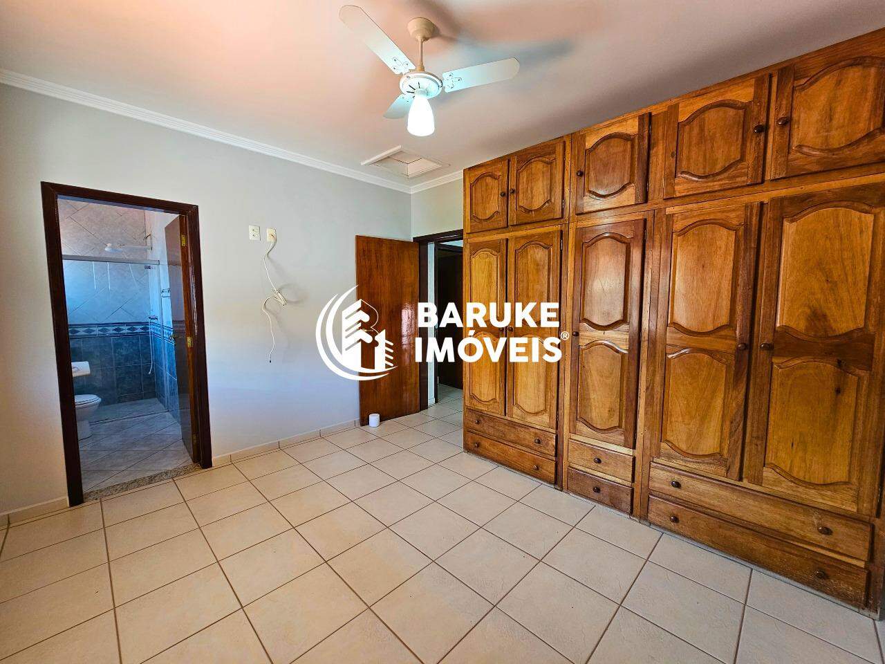 Casa à venda no bairro VILA AVAÍIndaiatuba: 