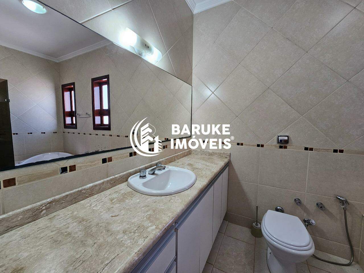 Casa à venda no bairro VILA AVAÍIndaiatuba: 