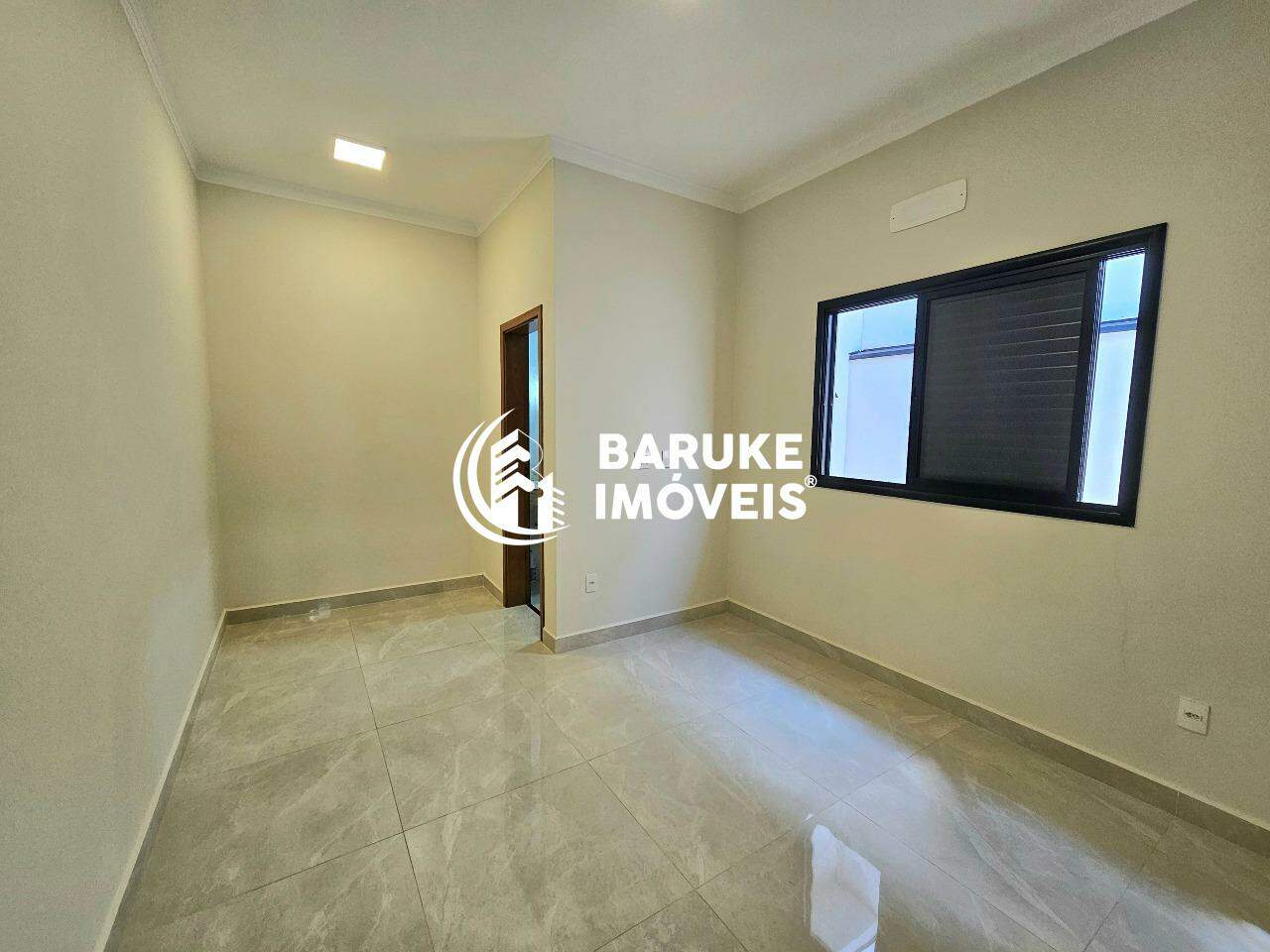 Casa à venda no bairro RESIDENCIAL VILA AVAÍIndaiatuba: 