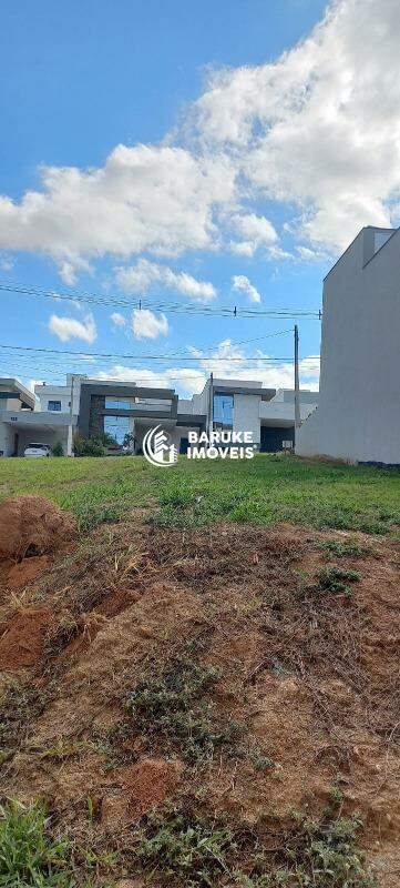 Terreno à venda no bairro JARDIM RESIDENCIAL VIENAIndaiatuba: 