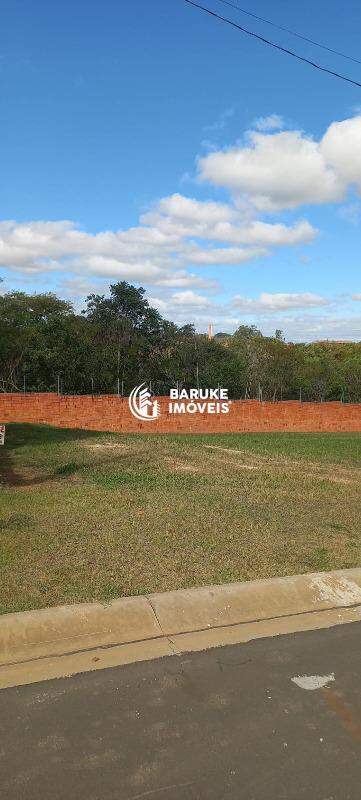 Terreno à venda no bairro JARDIM RESIDENCIAL VIENAIndaiatuba: 
