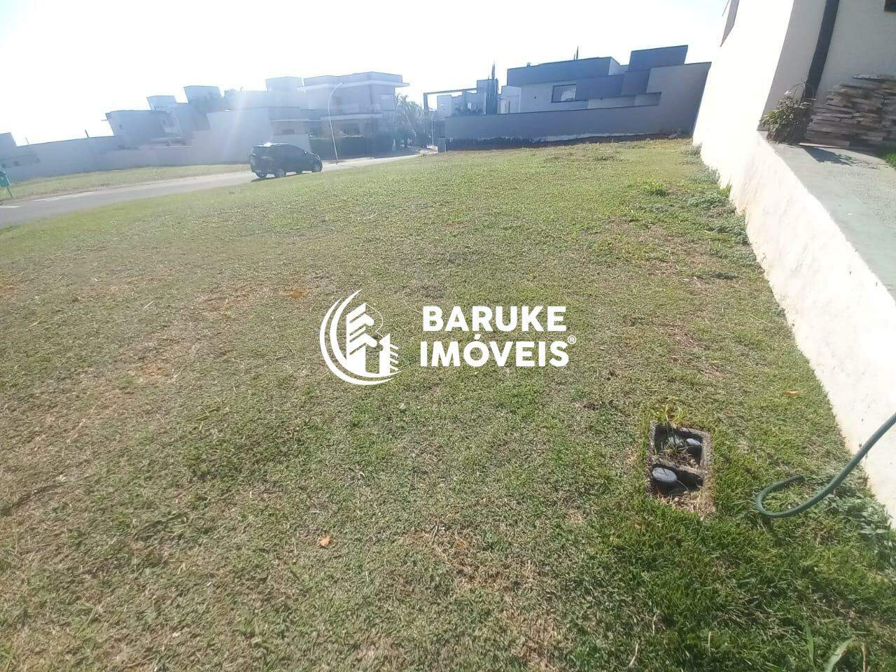 Terreno à venda no bairro JARDIM RESIDENCIAL DONA LUCILLAIndaiatuba: 