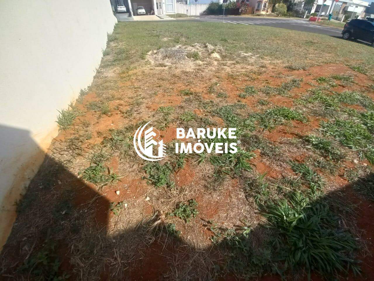Terreno à venda no bairro JARDIM RESIDENCIAL DONA LUCILLAIndaiatuba: Fundo 
