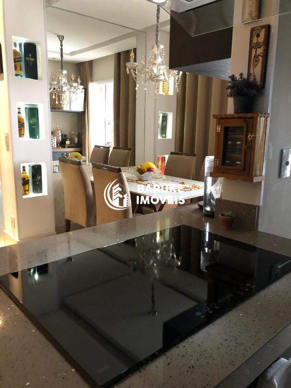 Apartamento à venda no bairro Vila SfeirIndaiatuba: 