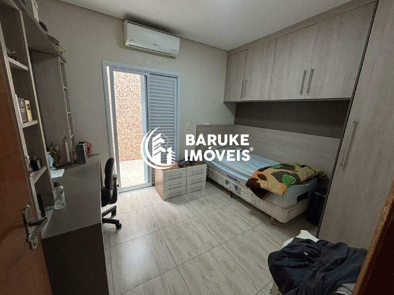 Casa de condomínio à venda no bairro JARDIM RESIDENCIAL DONA LUCILLAIndaiatuba: 