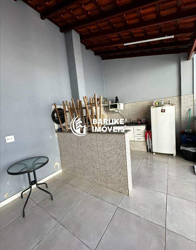 Casa à venda no bairro JARDIM REGENTEIndaiatuba: 