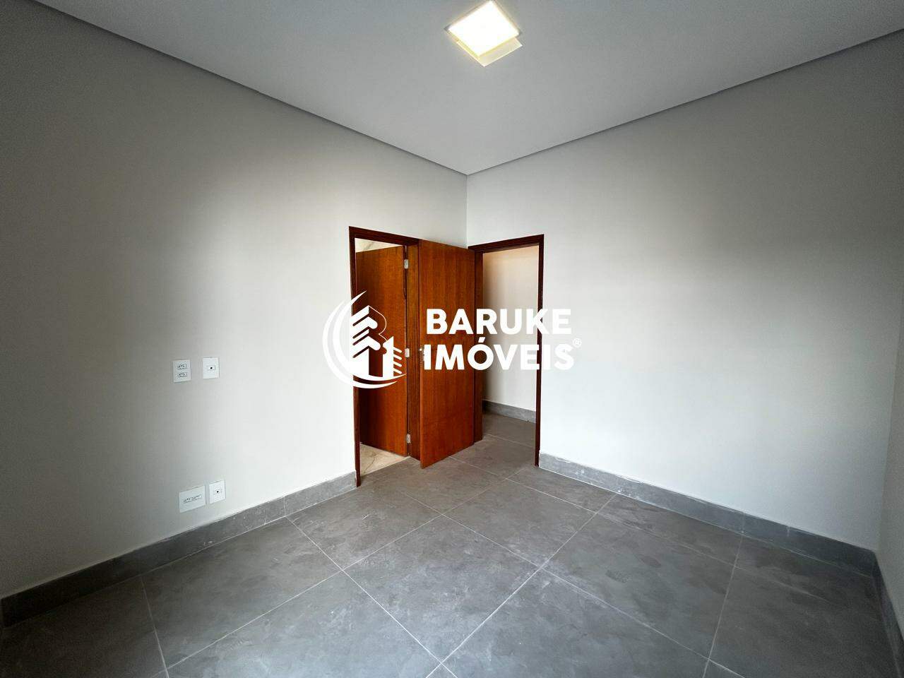 Casa de condomínio à venda no bairro RESIDENCIAL MILANOIndaiatuba: 
