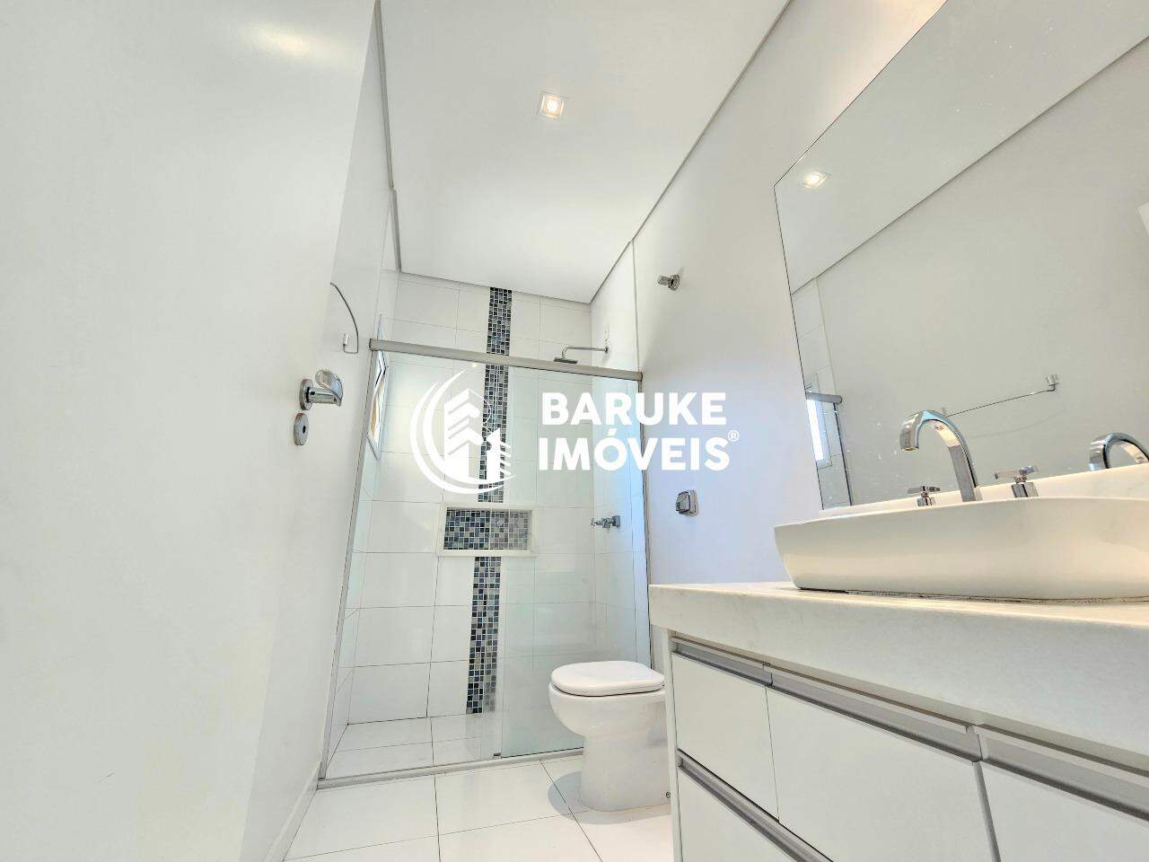 Casa de condomínio à venda no bairro JARDIM RESIDENCIAL SANTA CLARAIndaiatuba: 