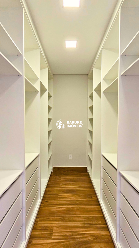 Casa de condomínio à venda no bairro JARDINS DI ROMAIndaiatuba: 