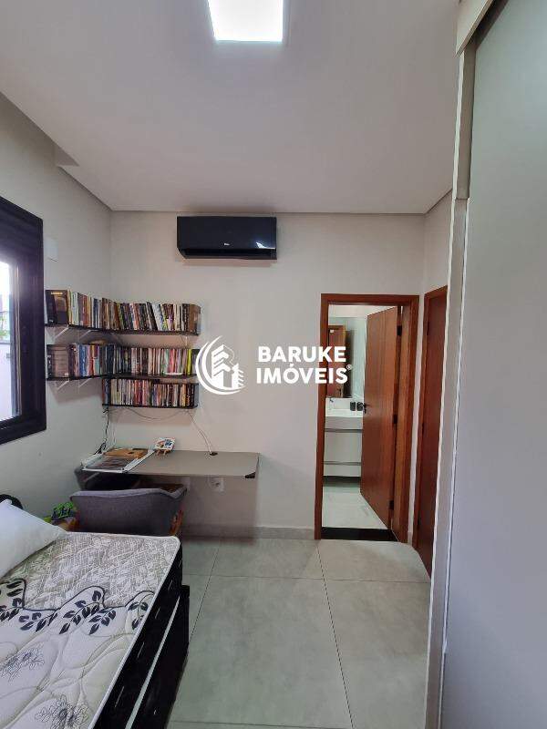 Casa de condomínio à venda no bairro JARDINS DO IMPÉRIOIndaiatuba: 