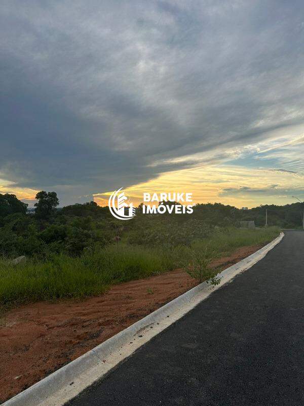 Terreno à venda no bairro PARQUE RESERVA SANTA MARIAIndaiatuba: 