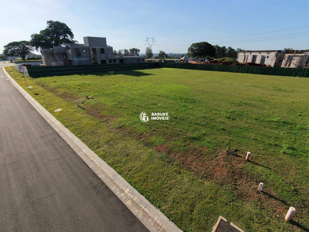 Terreno à venda no bairro RESERVA ITANHANGÁIndaiatuba: 