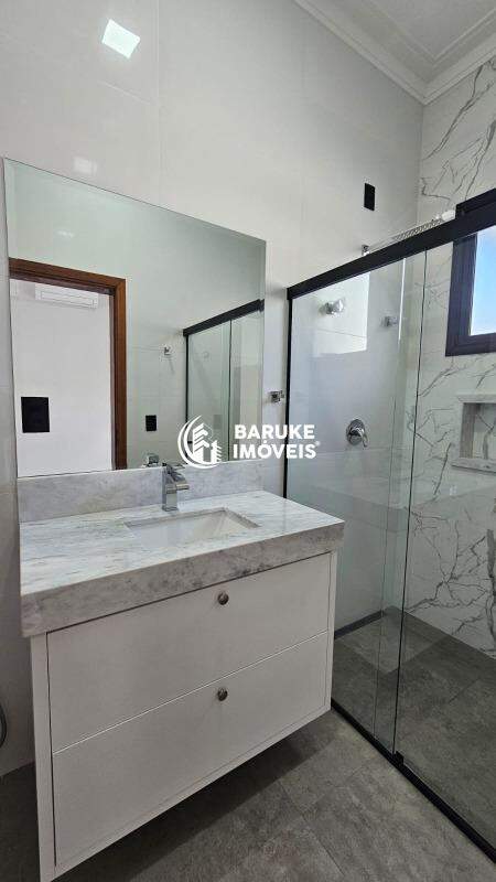 Casa de condomínio à venda no bairro JARDIM RESIDENCIAL VIENAIndaiatuba: 