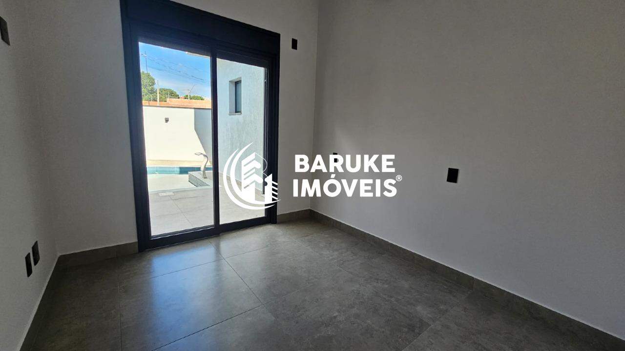Casa de condomínio à venda no bairro JARDIM RESIDENCIAL VIENAIndaiatuba: 