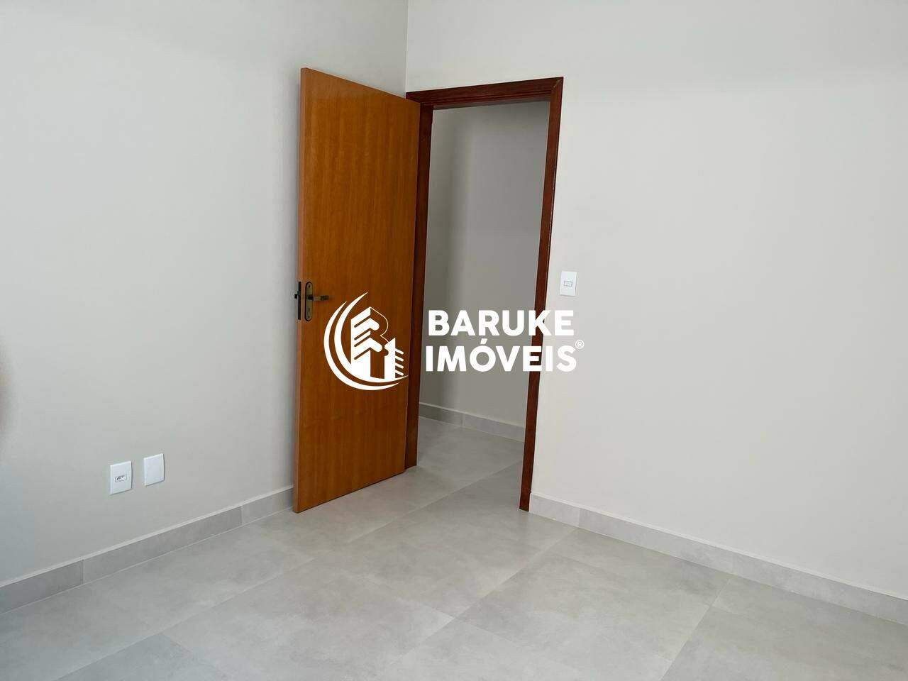 Casa à venda no bairro PARQUE SÃO LOURENÇOIndaiatuba: 