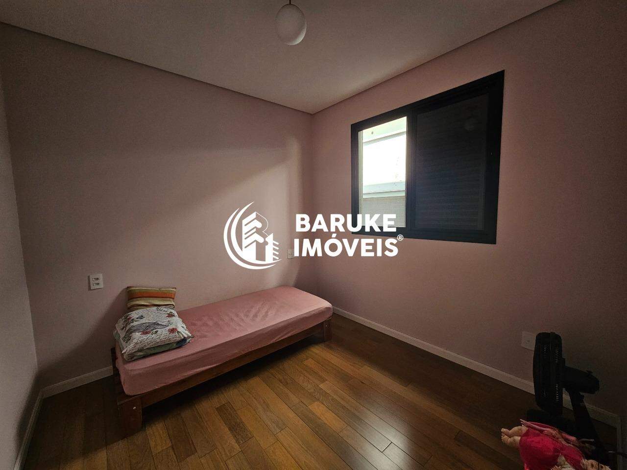 Casa de condomínio à venda no bairro Residencial BelvilleIndaiatuba: 