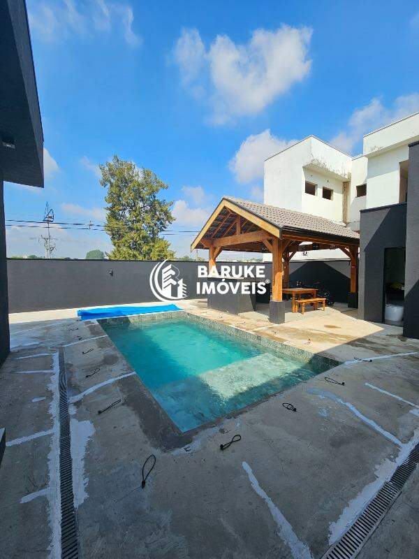 Casa de condomínio à venda no bairro Residencial BelvilleIndaiatuba: 